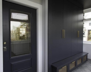6429 Dowling Drive - Photo Thumbnail 8