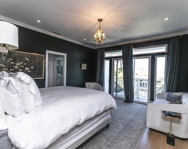 6429 Dowling Drive - Photo Thumbnail 22