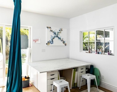 6429 Dowling Drive - Photo Thumbnail 17