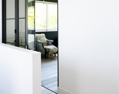 6429 Dowling Drive - Photo Thumbnail 18