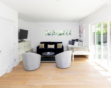 6429 Dowling Drive - Photo Thumbnail 16
