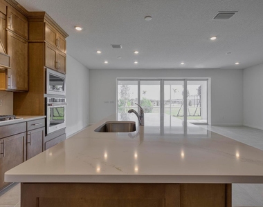 8348 Beagle Terrace - Photo Thumbnail 11