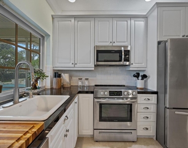 148 Scarborough Terrace - Photo Thumbnail 22