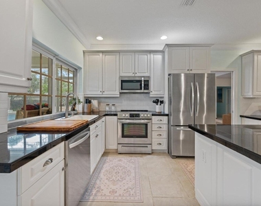 148 Scarborough Terrace - Photo Thumbnail 20