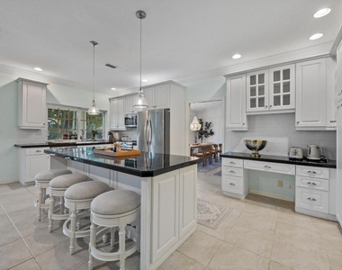 148 Scarborough Terrace - Photo Thumbnail 16