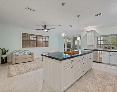 148 Scarborough Terrace - Photo Thumbnail 24