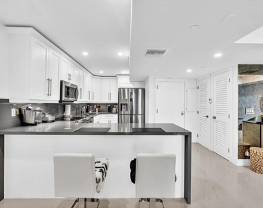 3440 S Ocean Boulevard - Photo Thumbnail 11