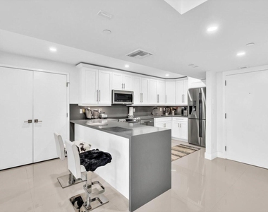 3440 S Ocean Boulevard - Photo Thumbnail 10