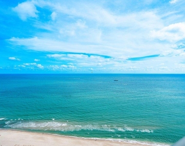3000 N Ocean Drive - Photo Thumbnail 8