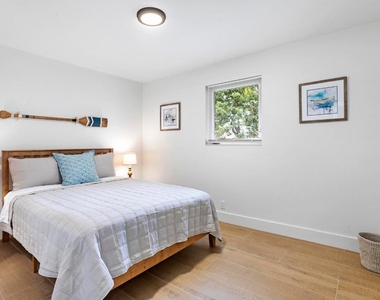 4358 Birdwood Street - Photo Thumbnail 8