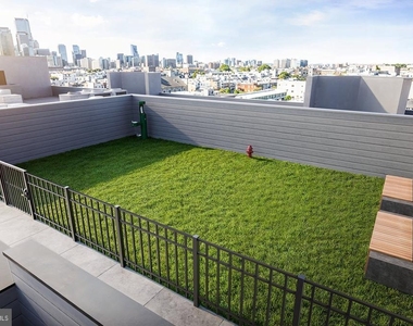 922 N Broad Street - Photo Thumbnail 12
