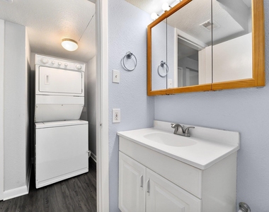 2408 Longview St - Photo Thumbnail 19