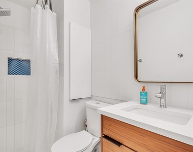 9700 Sugar Hill Dr - Photo Thumbnail 14