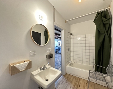 3124 W Carroll Street - Photo Thumbnail 19