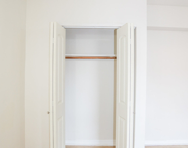 1624 W Morse Avenue - Photo Thumbnail 6