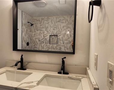 273 Wadley Street Nw - Photo Thumbnail 6