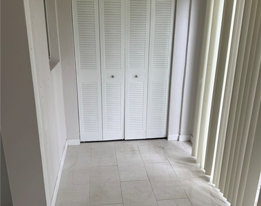 343 Joel Boulevard - Photo Thumbnail 12