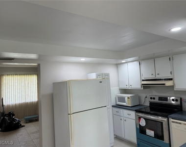 343 Joel Boulevard - Photo Thumbnail 4