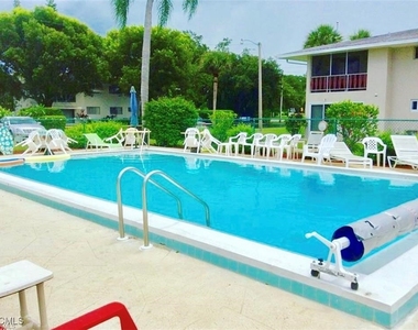 343 Joel Boulevard - Photo Thumbnail 2