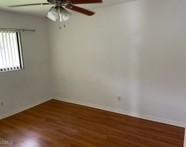 5367 Coral Avenue - Photo Thumbnail 7