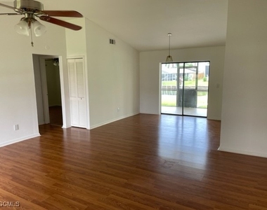 5367 Coral Avenue - Photo Thumbnail 2