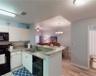 15433 Bellamar Circle - Photo Thumbnail 3