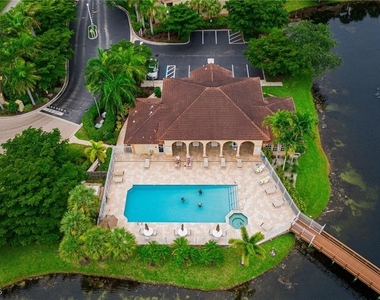 15433 Bellamar Circle - Photo Thumbnail 17