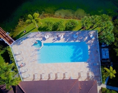 15433 Bellamar Circle - Photo Thumbnail 18