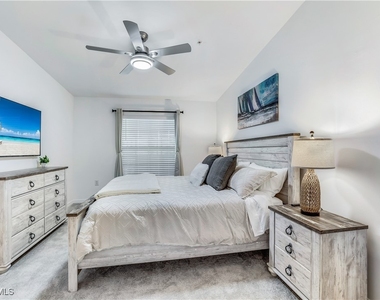 15970 Grassland Lane - Photo Thumbnail 12