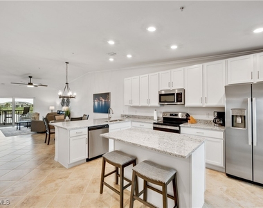 16000 Grassland Lane - Photo Thumbnail 2