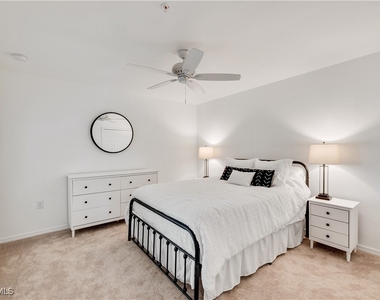 16000 Grassland Lane - Photo Thumbnail 13