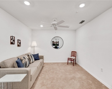 16000 Grassland Lane - Photo Thumbnail 9