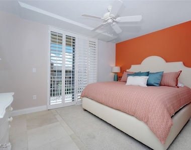 9577 Gulf Shore Drive W - Photo Thumbnail 17