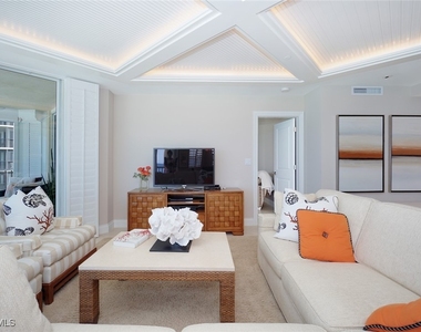 9577 Gulf Shore Drive W - Photo Thumbnail 4