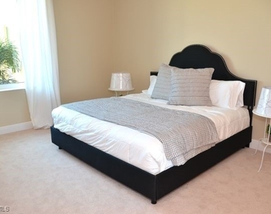 275 Indies Way - Photo Thumbnail 8