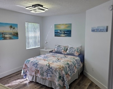 8870 Colonnades Court W - Photo Thumbnail 10