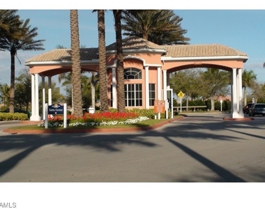 8693 Querce Court - Photo Thumbnail 2