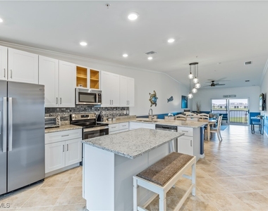 15990 Grassland Lane - Photo Thumbnail 13