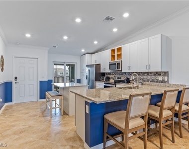 15990 Grassland Lane - Photo Thumbnail 10