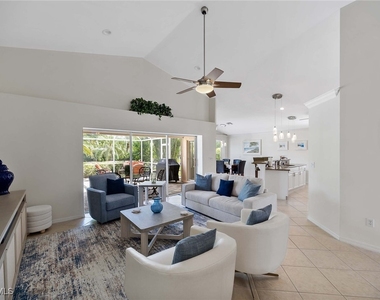 8468 Indian Wells Way - Photo Thumbnail 9