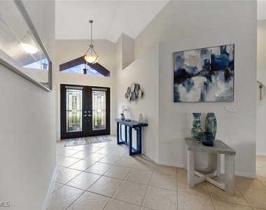 8468 Indian Wells Way - Photo Thumbnail 4