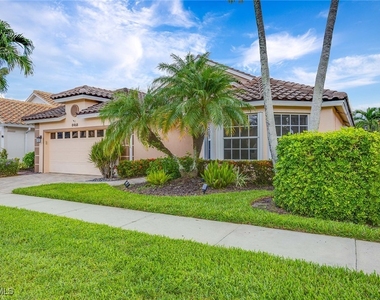 8468 Indian Wells Way - Photo Thumbnail 2