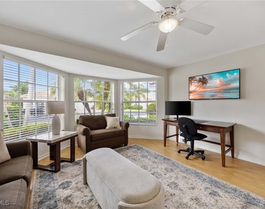 8468 Indian Wells Way - Photo Thumbnail 22
