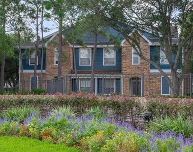 19100 N Glenwest Drive - Photo Thumbnail 23