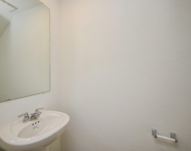 6818 Flowering Ginger Lane Lane - Photo Thumbnail 25