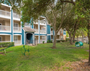 19100 N Glenwest Drive - Photo Thumbnail 28