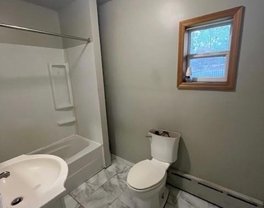 243 E Broad Street - Photo Thumbnail 6