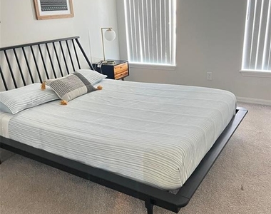 8837 Grand Palms Circle - Photo Thumbnail 5