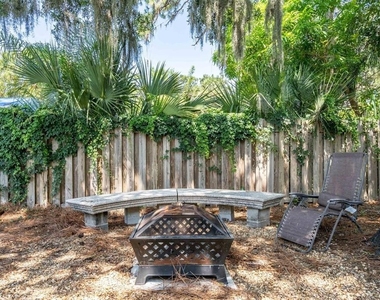1317 Cocoanut Street - Photo Thumbnail 23