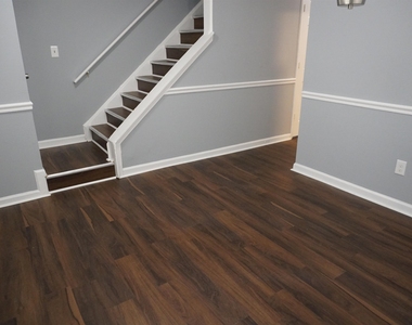 5489 S Park Place - Photo Thumbnail 19